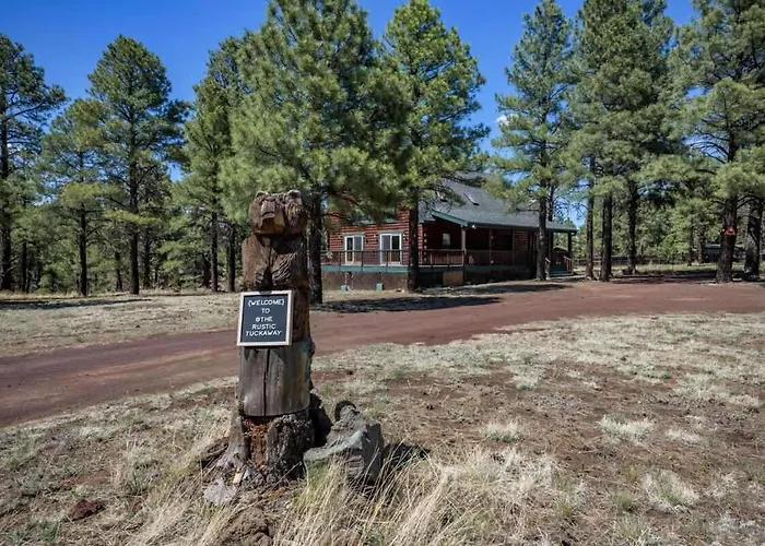 Holiday home Spacious Cozy Retreat On 5-acres With Hottub *