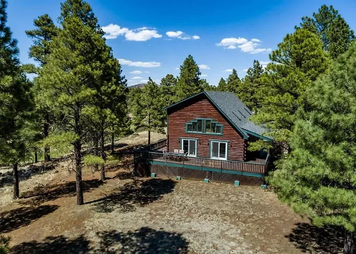 Holiday home Spacious Cozy Retreat On 5-acres With Hottub