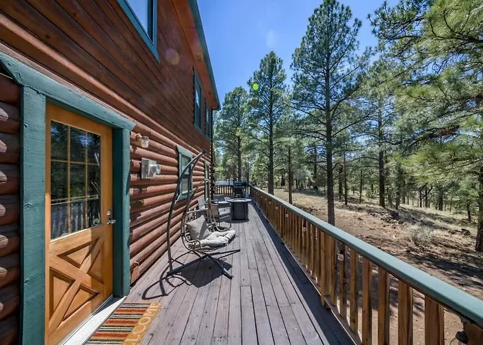 Spacious Cozy Retreat On 5-acres With Hottub *